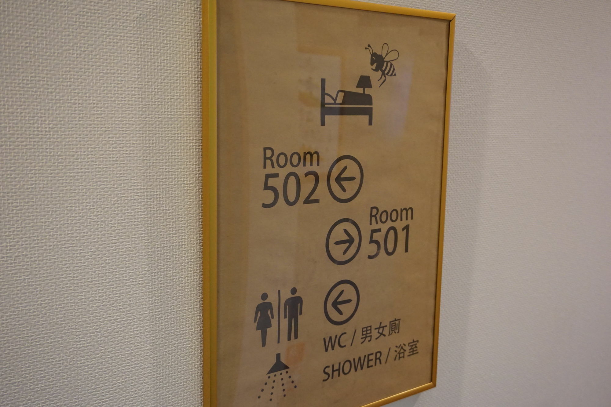 Beehive Hostel אוסקה מראה חיצוני תמונה