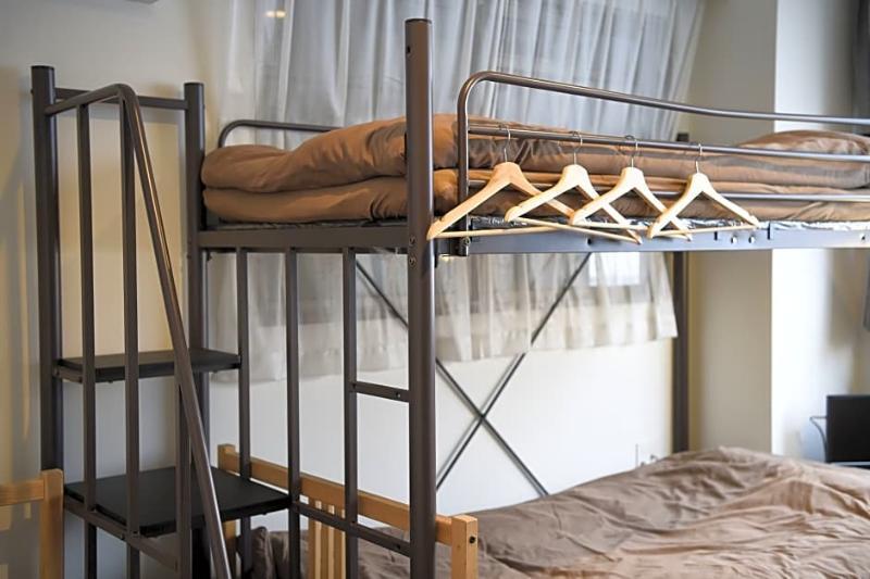 Beehive Hostel אוסקה מראה חיצוני תמונה